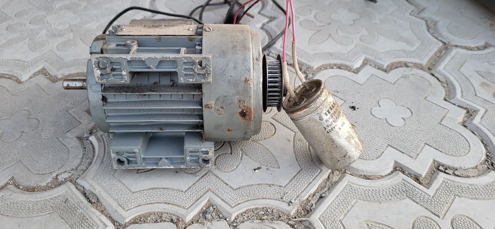 Электродвигатель