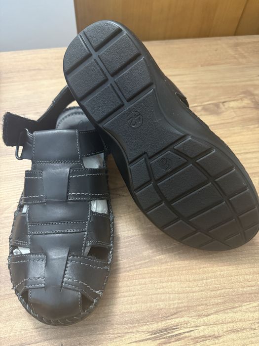 Sandale bărbătești NOI  piele mărimea 42 – nepurtate