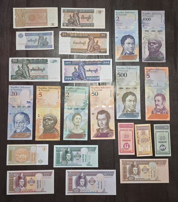 Банкноти 50бр от различни държави