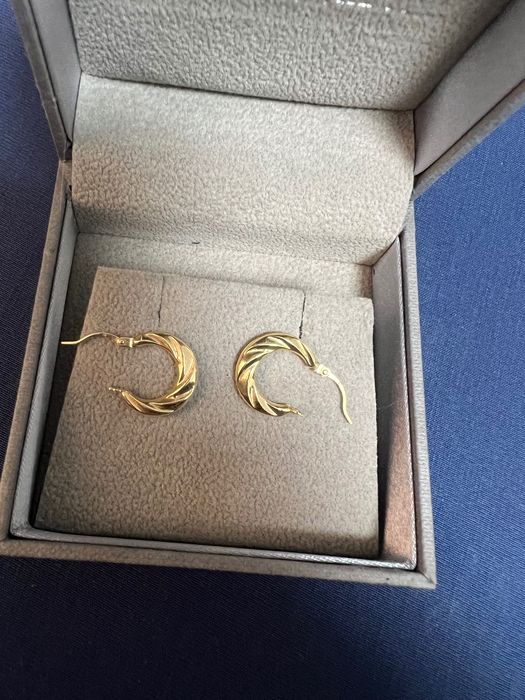 Cercei rotunzi aur 18k