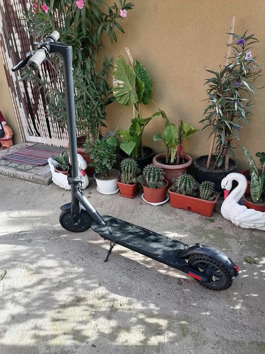Vând trotinetă electrică!