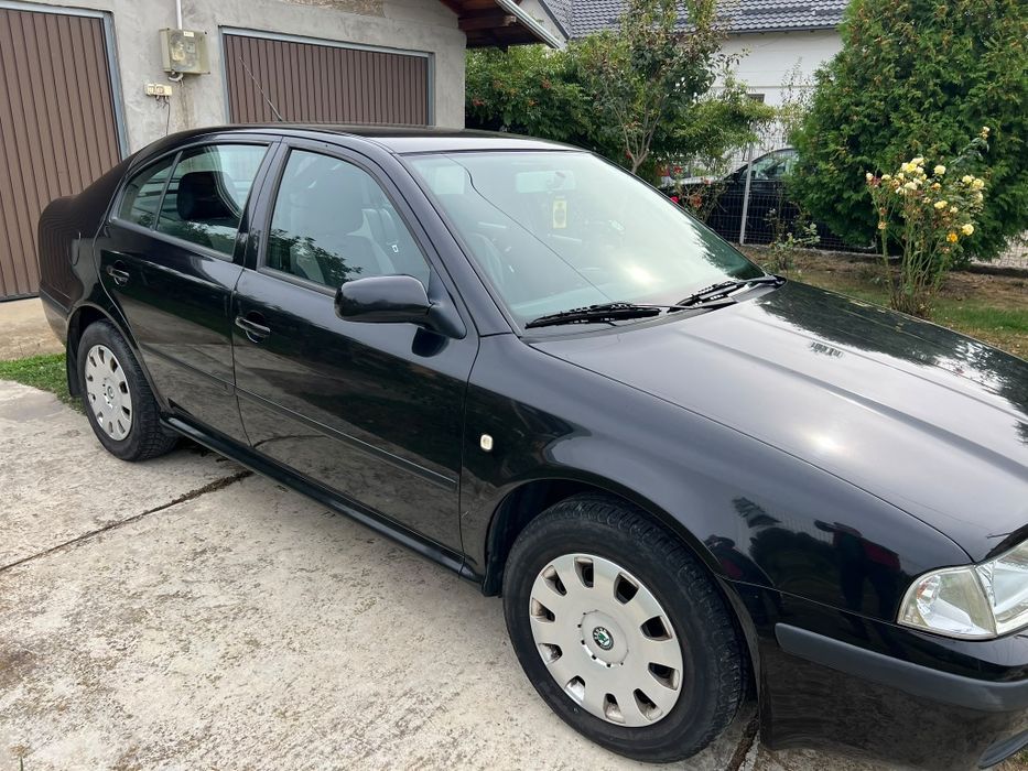 Vând Skoda Octavia Tour