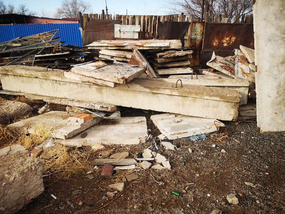 Продается ригель, плиты