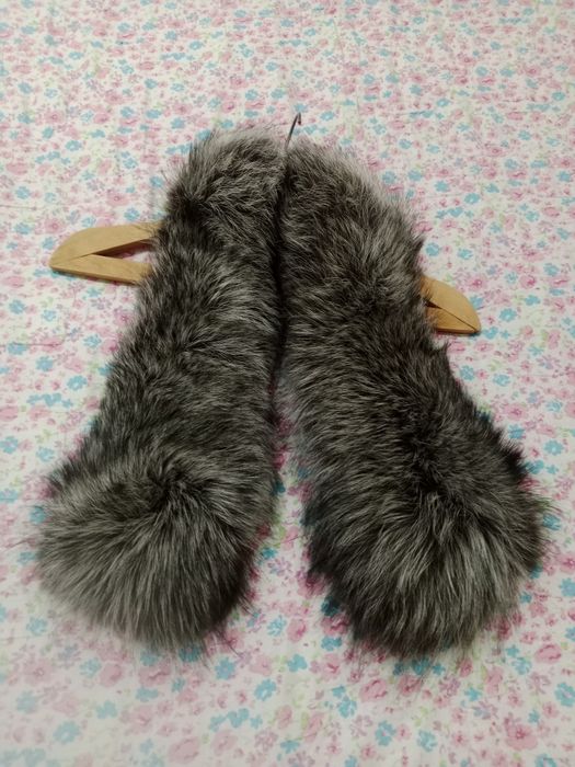 Меховой воротник чернобурка