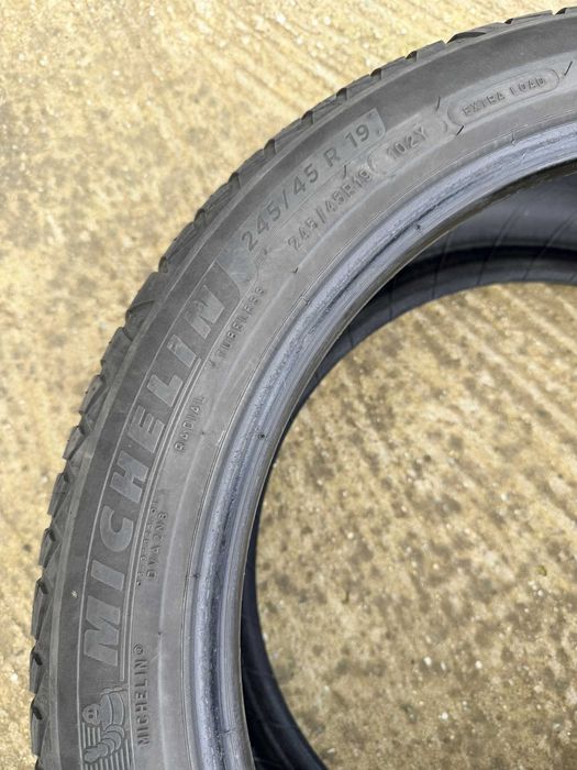 Anvelope All Seasons MICHELIN CrossClimate 2 245 45 19 R19 DOT 4722 SH