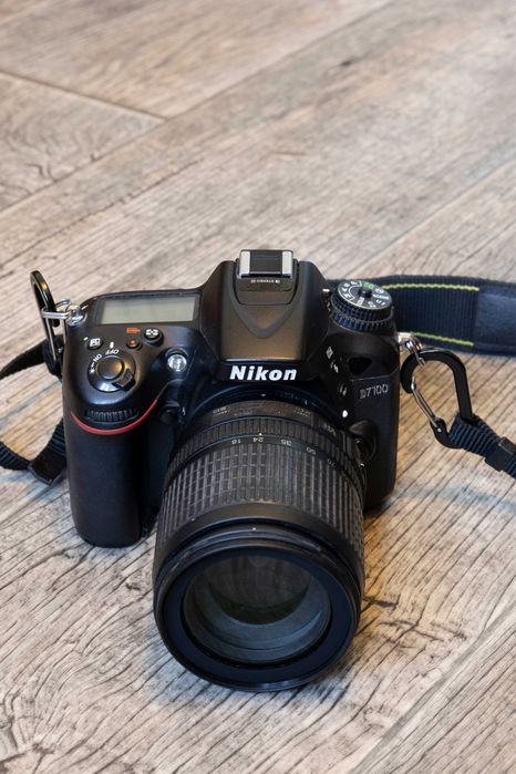 Камера Nikon D7100