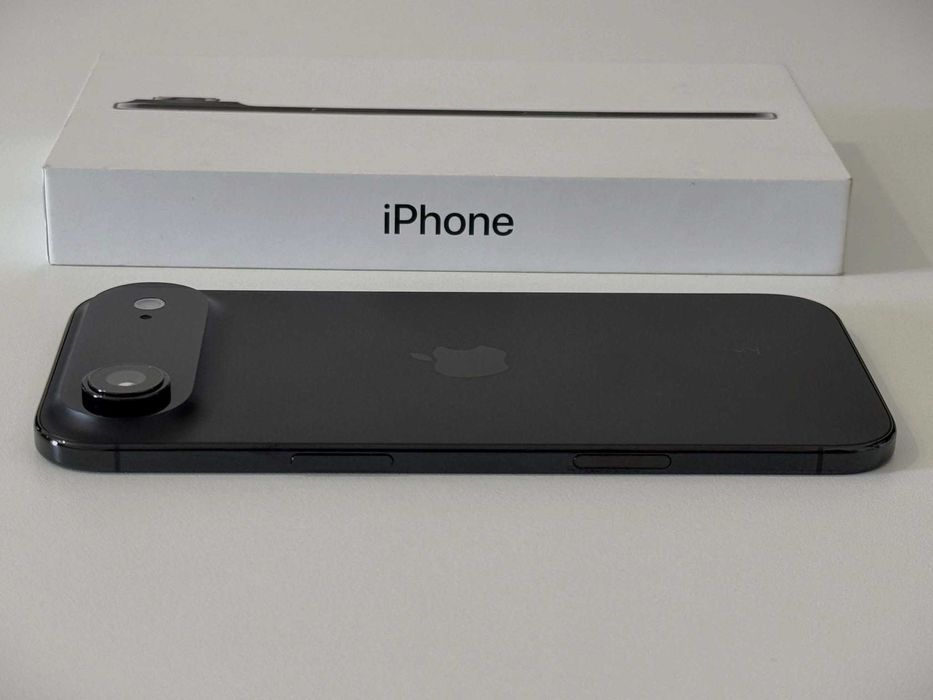 Бартер! Гаранция! iPhone ( 17 ) Air Space Black (Черен) 100% Батерия.