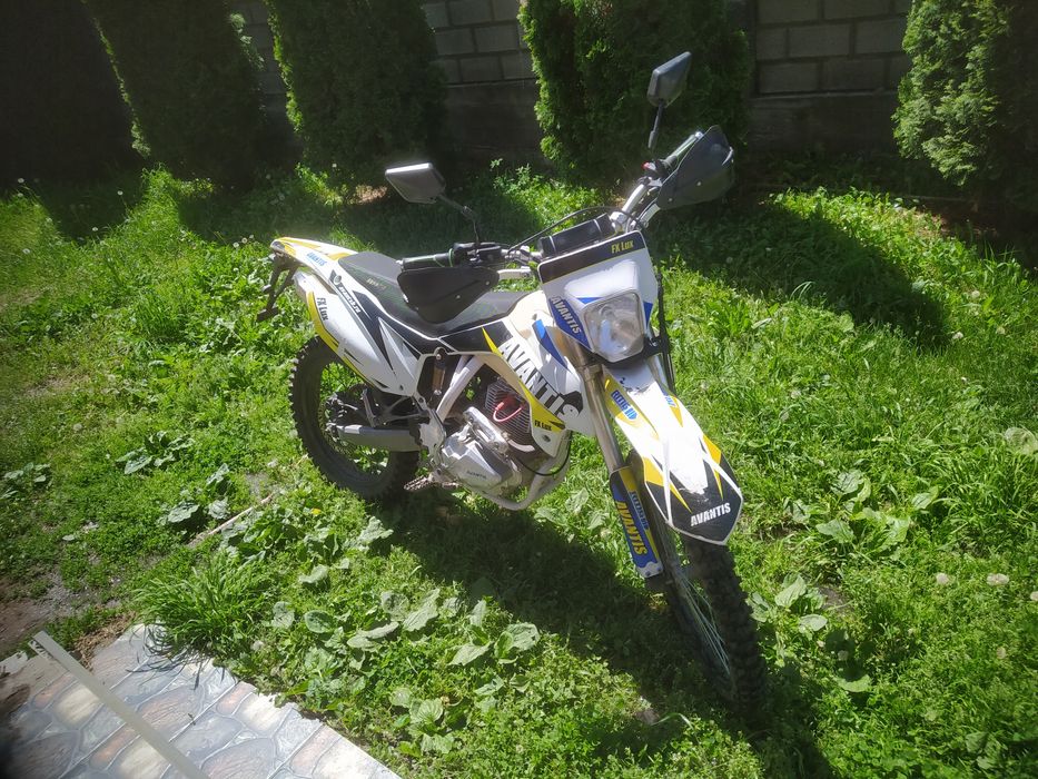 Avantis кроссовый мотоцикл 2022