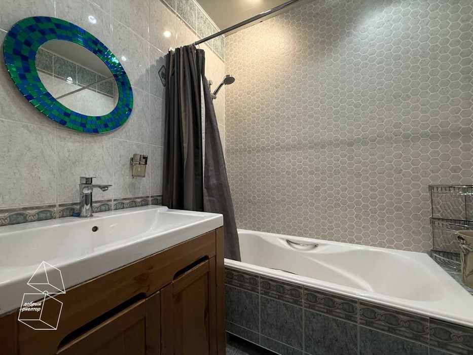 (Добрый) Госпиталка, 115 м², 3/1/4, Аутентичная квартира