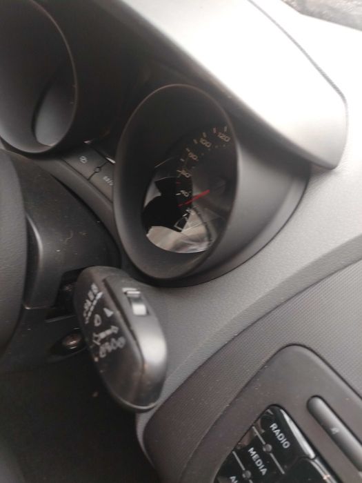 Vând Seat Ibiza avariat