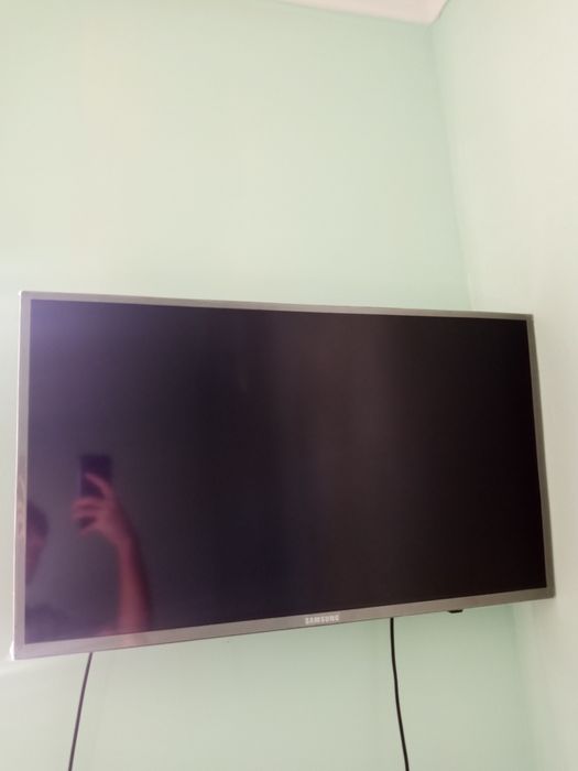 Edial holatdagi 32 tali samsung telivizor