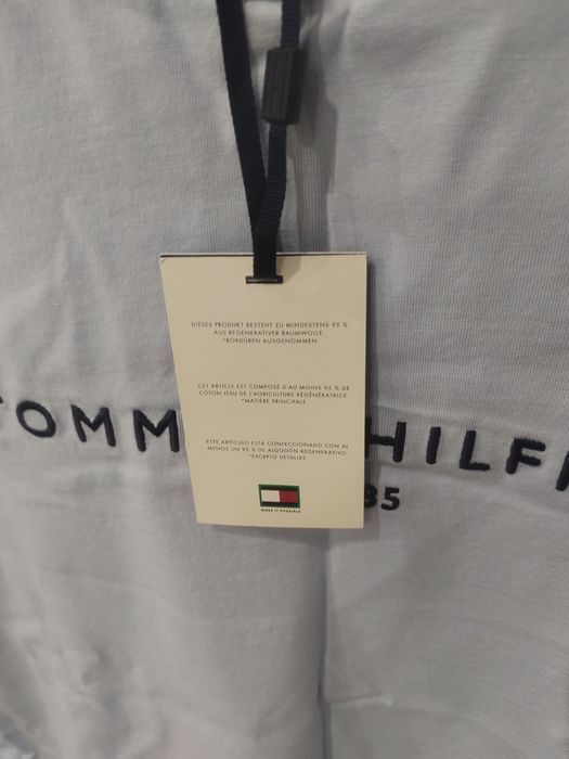 Фут-болка Tommy Hilfiger.