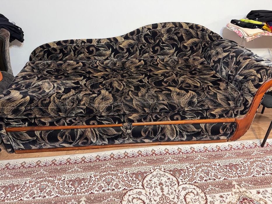 Продается тахта в хорошем состоянии