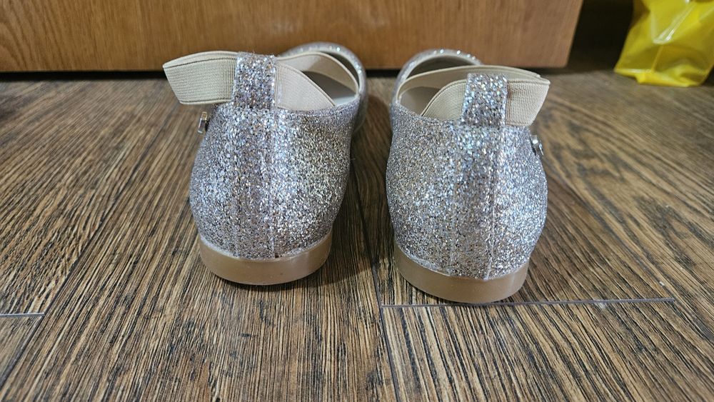 Chaton D'or официалени обувки 35 отлично състояние.