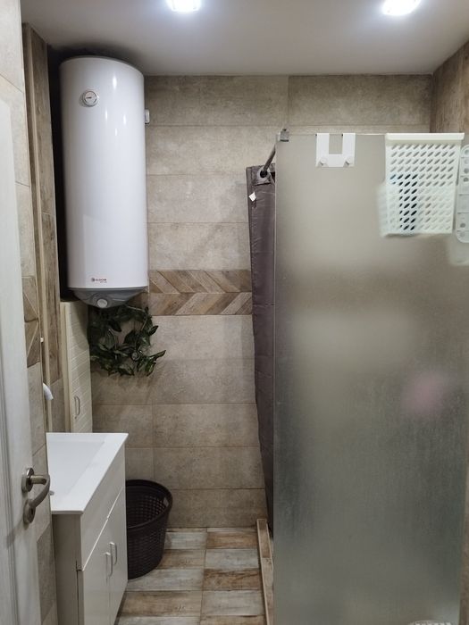 Дава се под наем Тристаен апартамент в Пазарджик, Идеален център - 105 кв.м за 348.84 € - Снимка #10