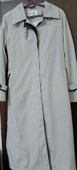 Плащ женский осенний