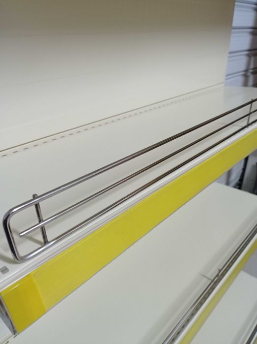 Ограничител за метален рафт /хромиран/ с дължина 1,00м