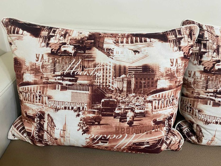 Продается диван двухместный