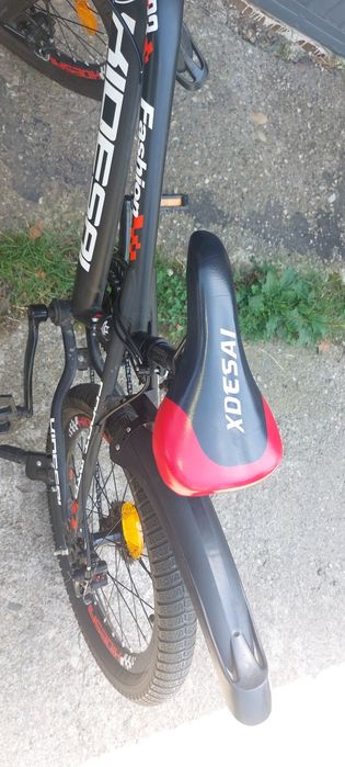 Vând bicicleta copii 9-12 ani