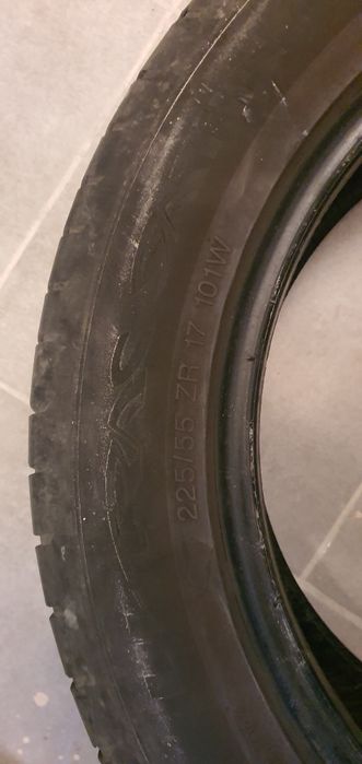 225/55/17 VREDESTEIN