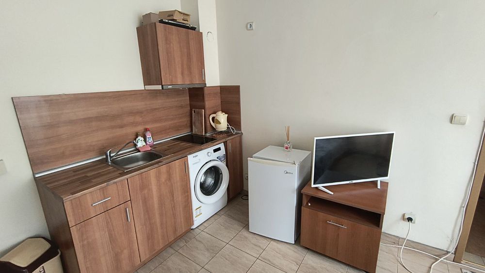 Продава се Едностаен апартамент в к.к. Слънчев бряг - 27 кв.м за 1667 €/кв.м - Снимка #2