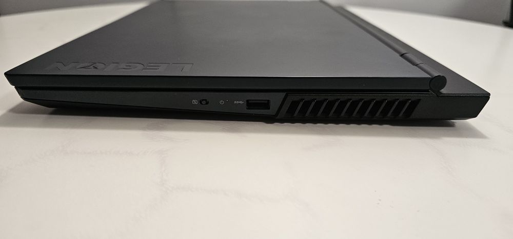 Laptop Gaming LENOVO Legion 5