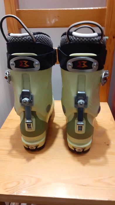 Туринг точкови ски обувки