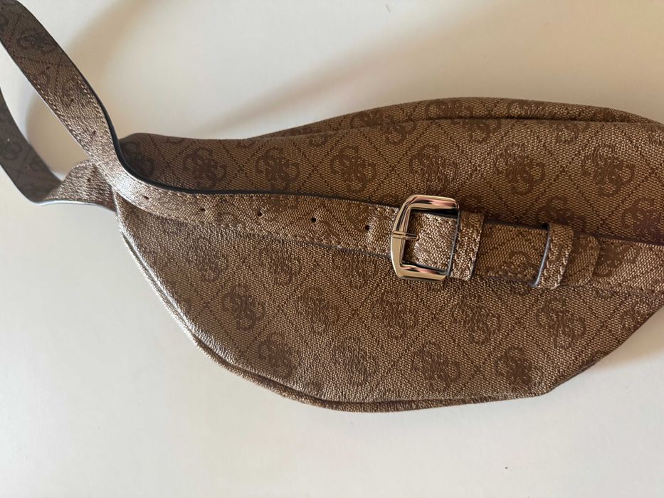 GUESS Monogram Belt Bag / Waist Bag-Чисто нова,носена 1 път