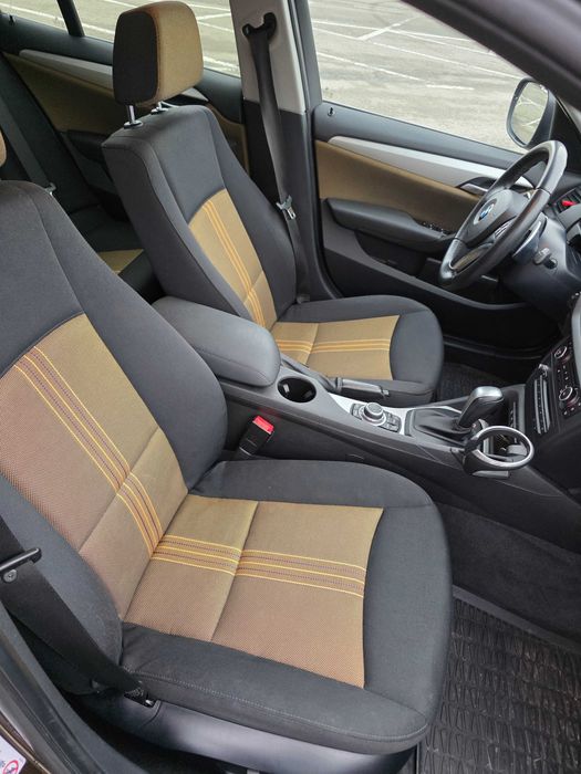 BMW X1 xDrive20d X-Line – 177 CP – Automat – Bi-Xenon - Navigație mare