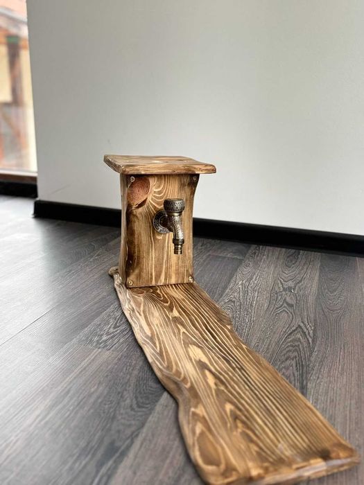 Диспенсър за АЛКОХОЛ и Дъски за сервиране.