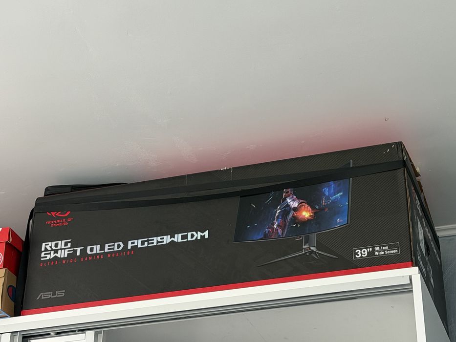 Монитор ASUS Rog Swift OLED PG39WCDM