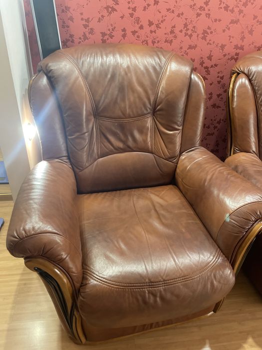 Диван коженный + кресла