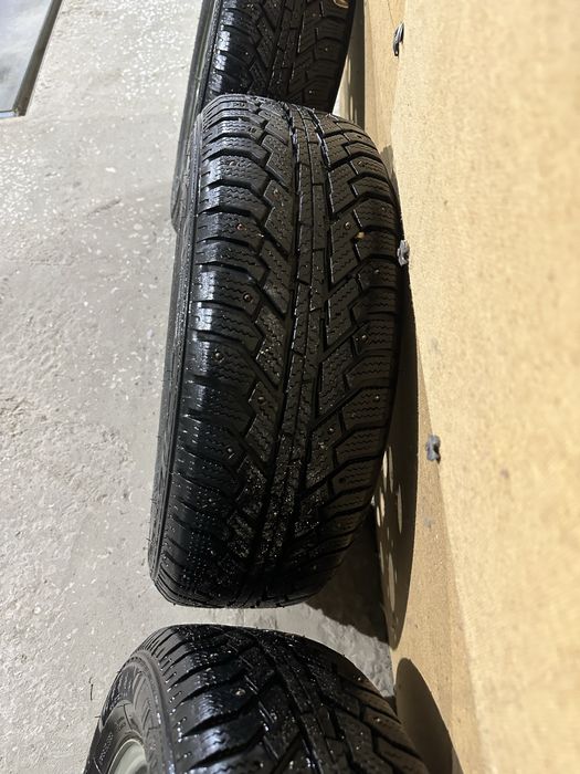 Зимний покрышка R14 185/60