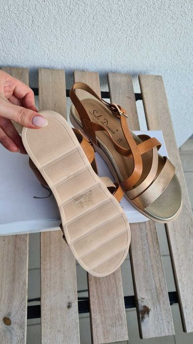 Sandale noi BENVENUTI Solo Donna, mărimea 36, Maro & Nude