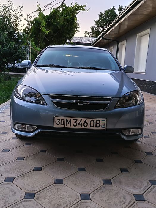 Продается автомобиль лачетти
