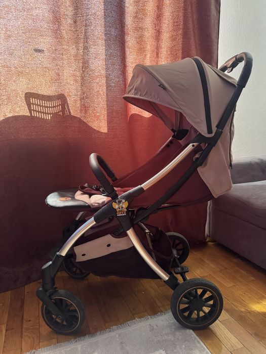 Прогулочная коляска ining baby