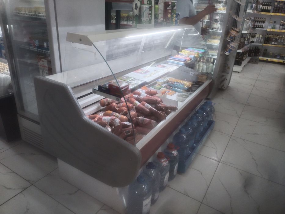 Продается ветриный холодильник