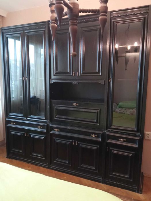 Холна секция, скрин