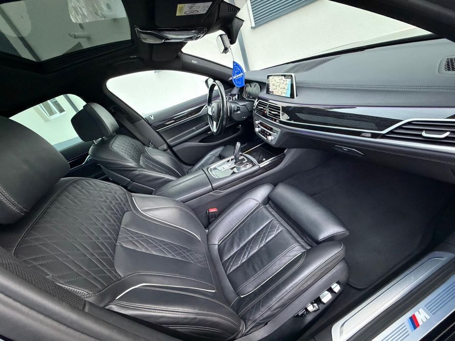 Bmw 730xd G11 M Paket /  - gesture - head up - soft close - trapa- jante 21”