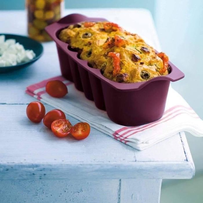 Forma dreptunghiulara cozonac, chec, din silicon Tupperware