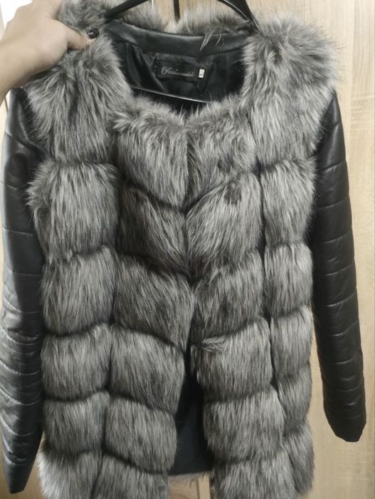 Продам пальто новое