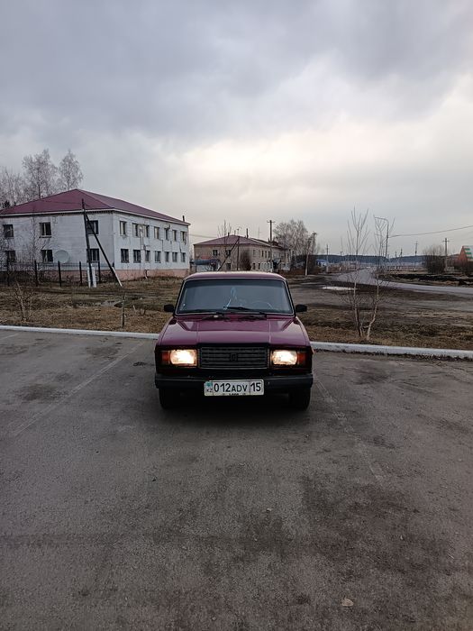 Продам Ваз 2107 карбюратор