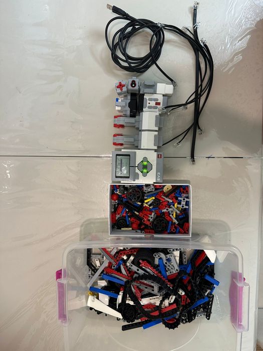 LEGO Mindstorms EV3 Home Edition (артикул 31313).