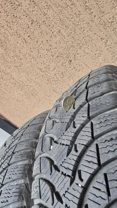 Зимни гуми 185/60 R15 2бр. MICHELIN -Alpin и 2бр.Continental 185/60R15