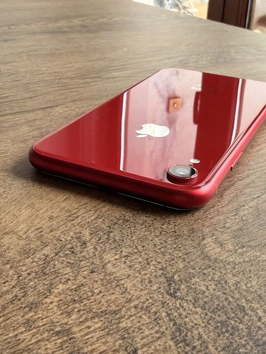 iPhone XR 128GB Product Red