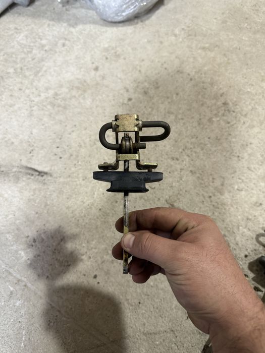 Дверные огранечители на BMW e34