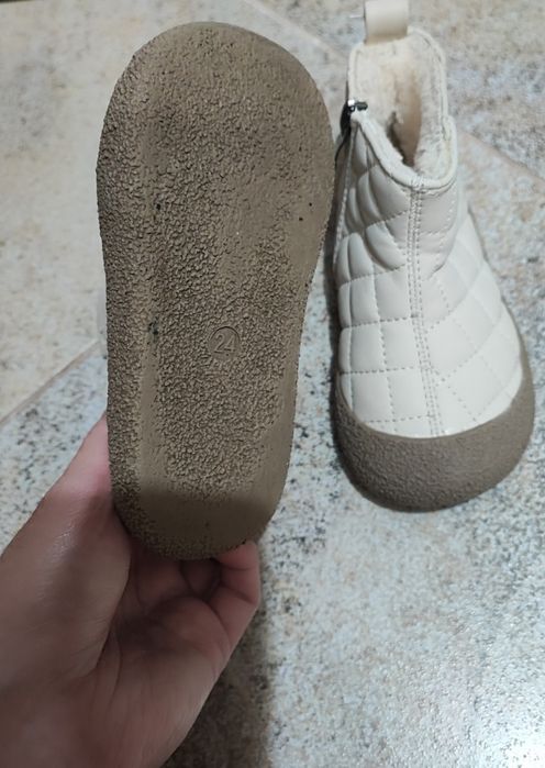 Ботинки для девочки