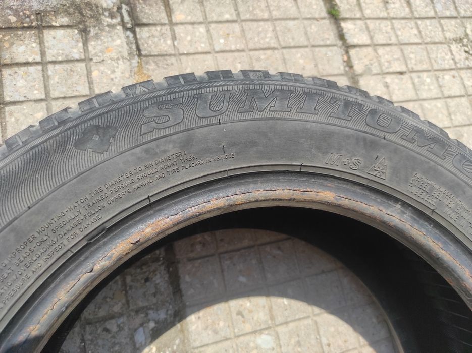 Зимни гуми Sumitomo 185/65/15, 2бр.