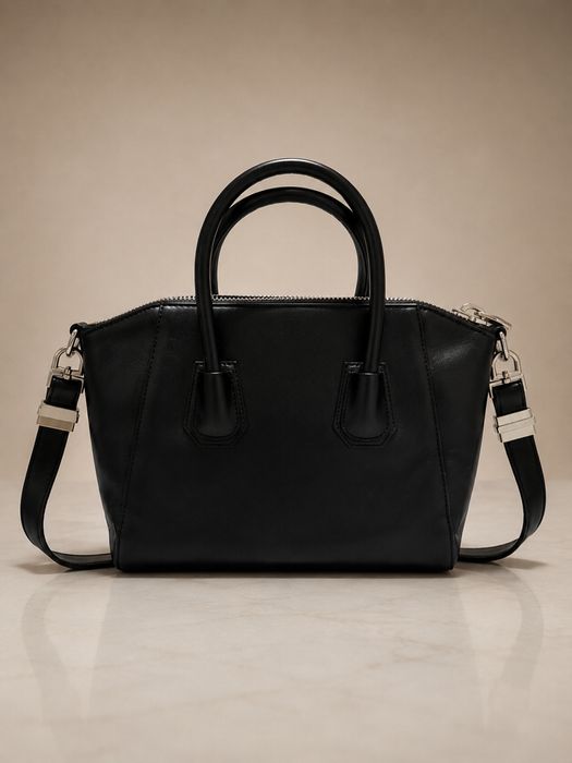 Geanta Givenchy
