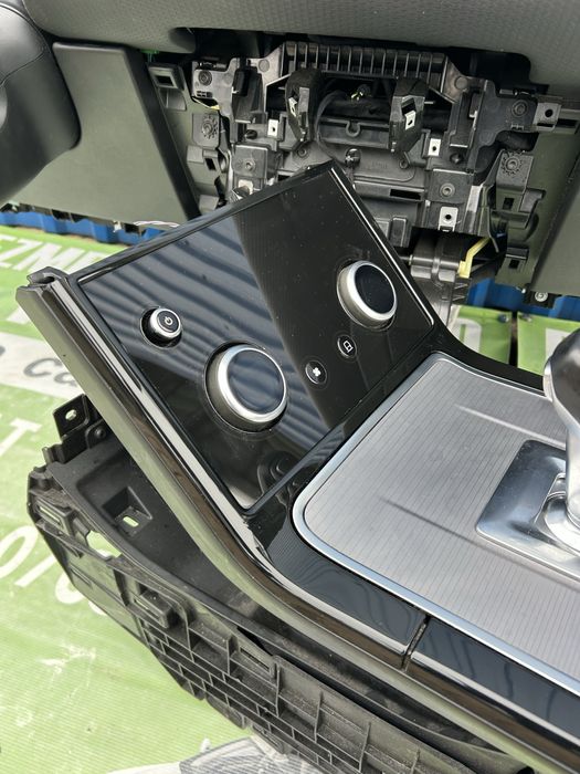 Dysplai bord  control climatronic Range Rover Evoque 2021